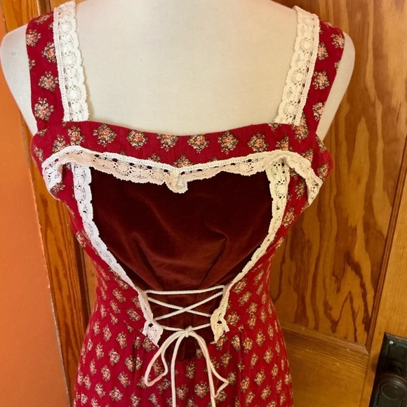 Vintage 70s floral maxi dress - Picture 5 of 15